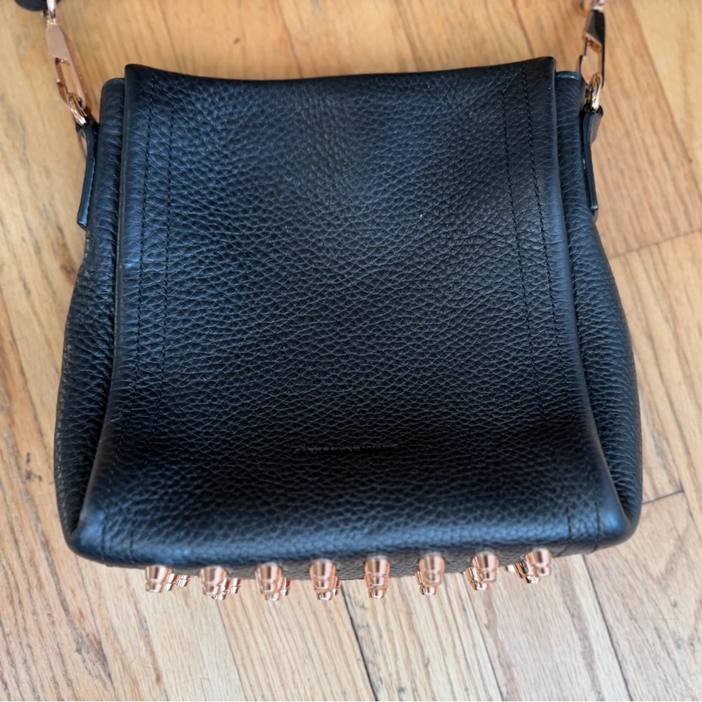 Alexander Wang purse bag in black pebbled leather with rose gold studs - Picture 3 of 16